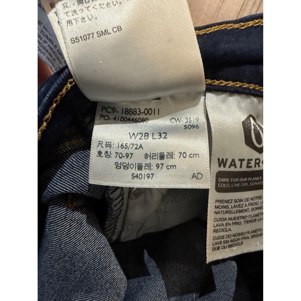 Levi's 724 High Rise Straight Jeans Womens 28 Blue Dark Wash WaterLess Denim - Picture 6 of 9